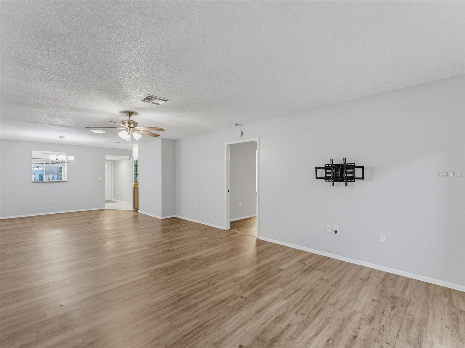 8330 High Point Cir #6 Property Photo 44