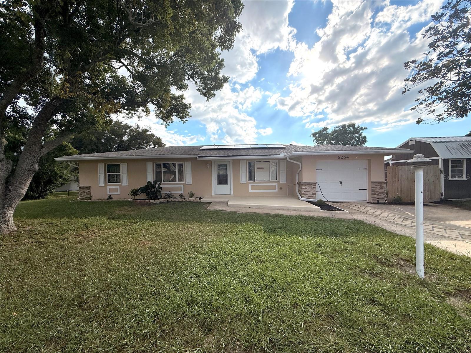 6254 Dalton St Property Photo