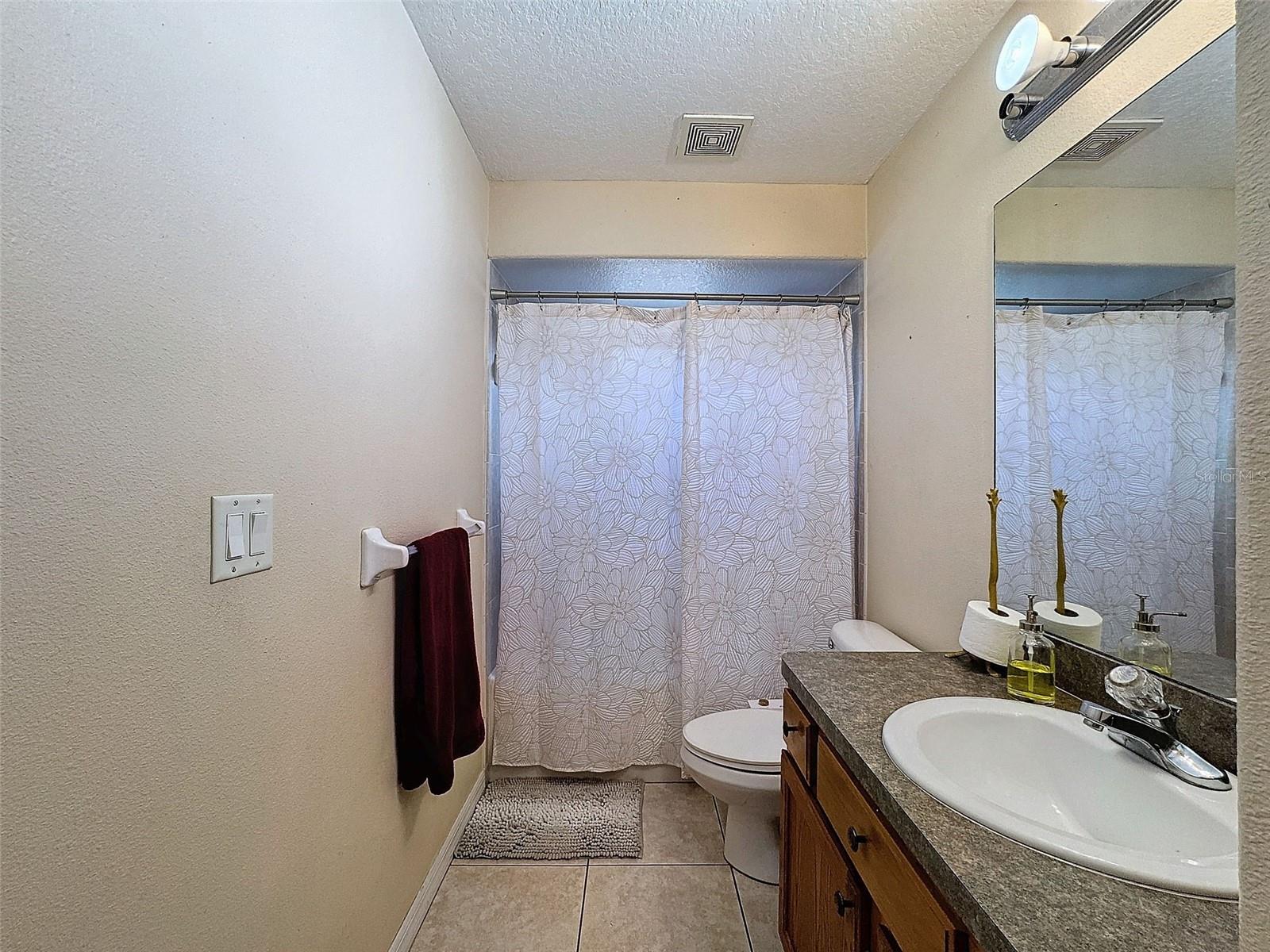 2165 Bolger Ave Property Photo 32