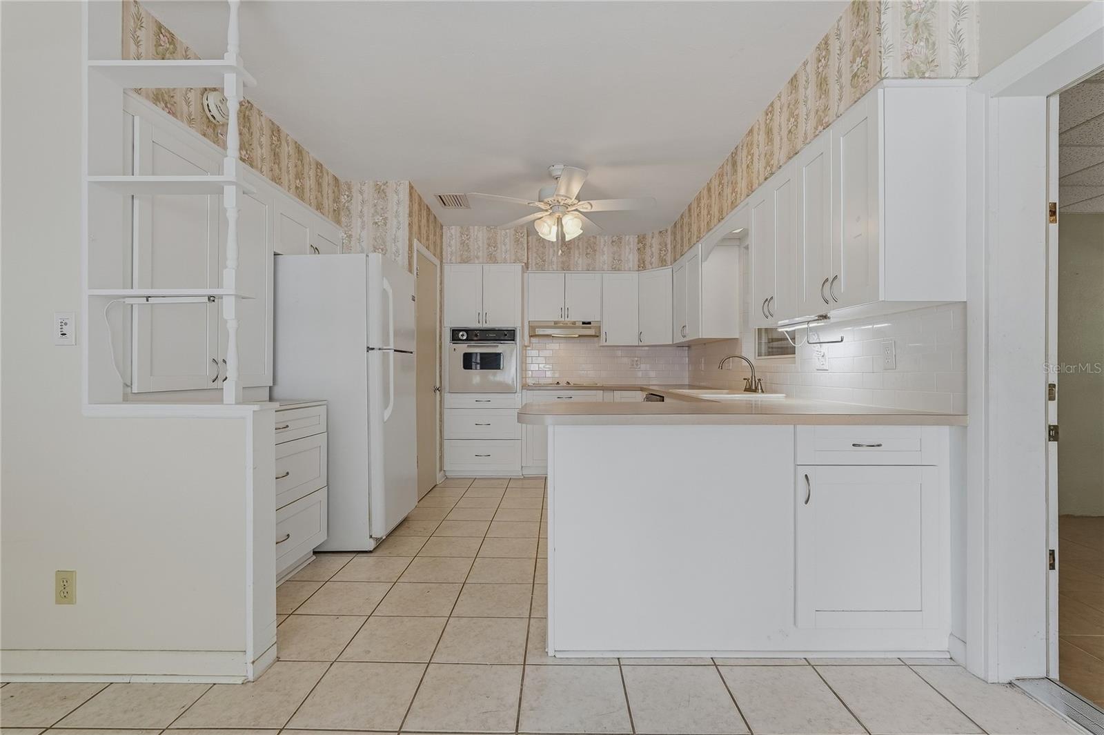 1632 San Mateo Dr Property Photo 8