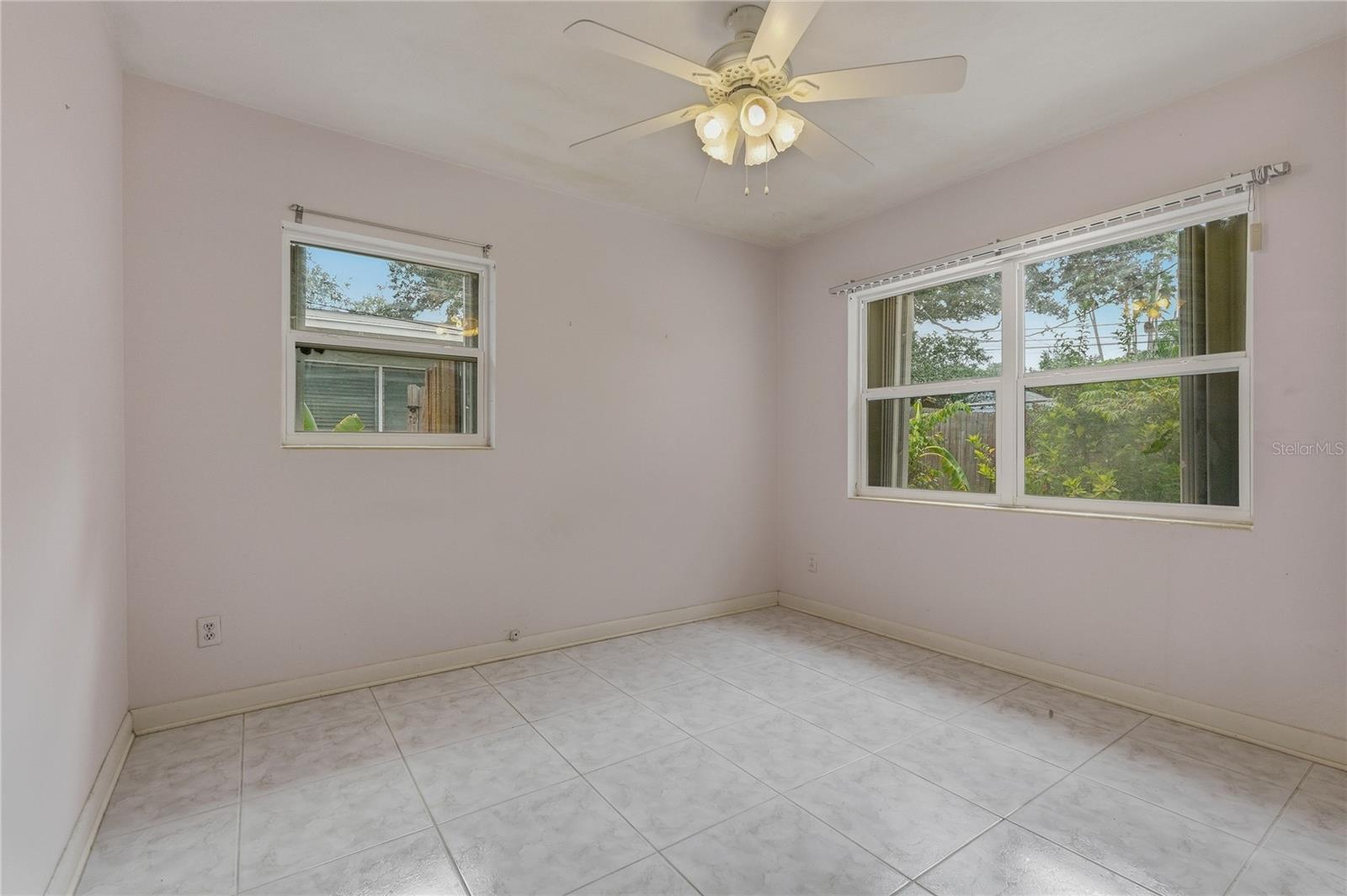1632 San Mateo Dr Property Photo 22