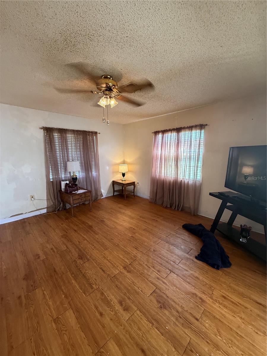 12035 Norvell Rd Property Photo 27