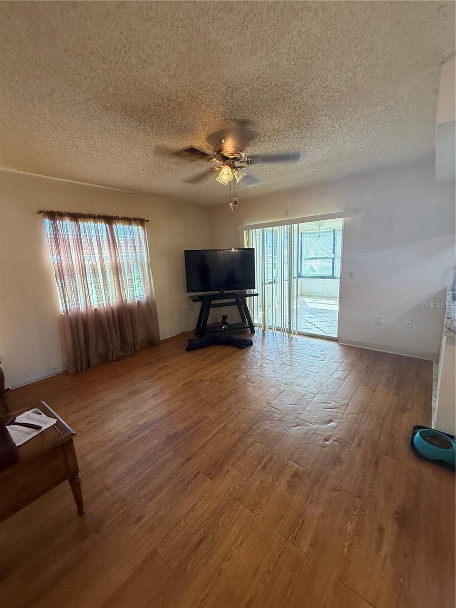 12035 Norvell Rd Property Photo 28