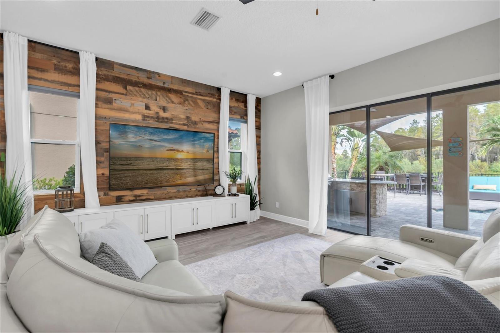 12813 Berrypick Trl Property Photo 28
