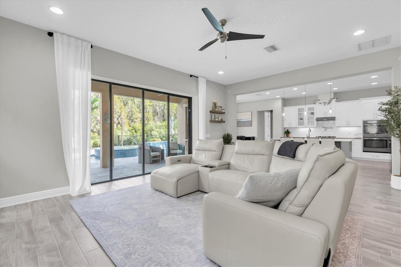 12813 Berrypick Trl Property Photo 29