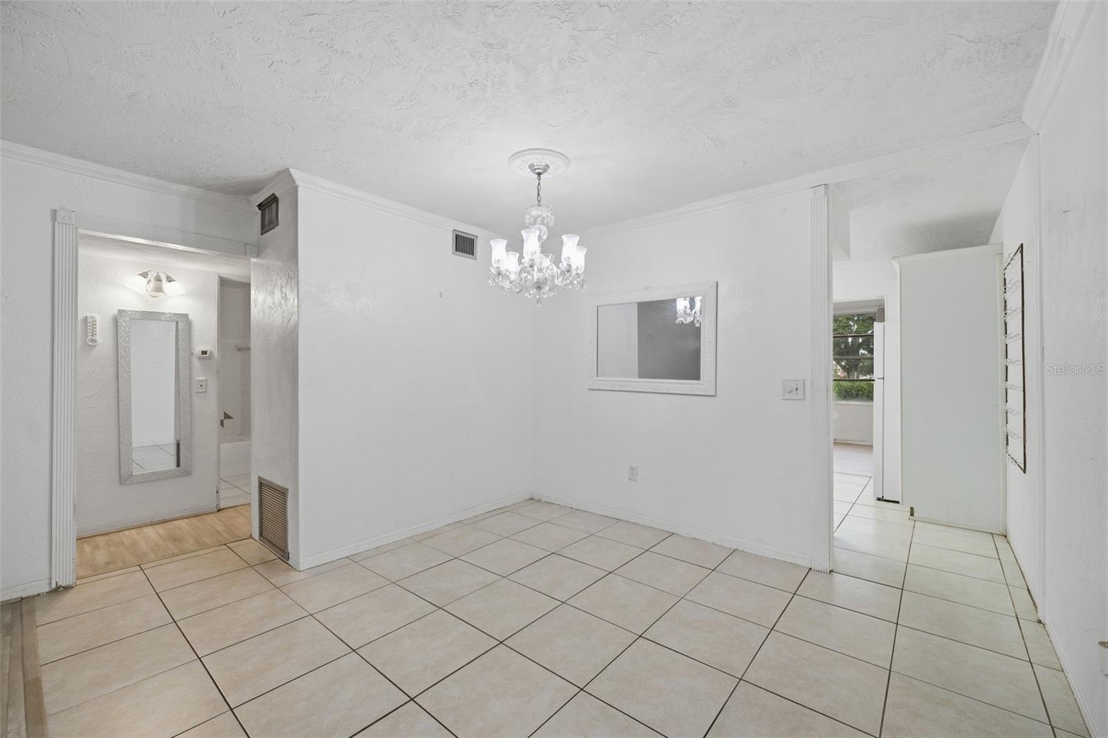 2434 Australia Way E #10 Property Photo 5