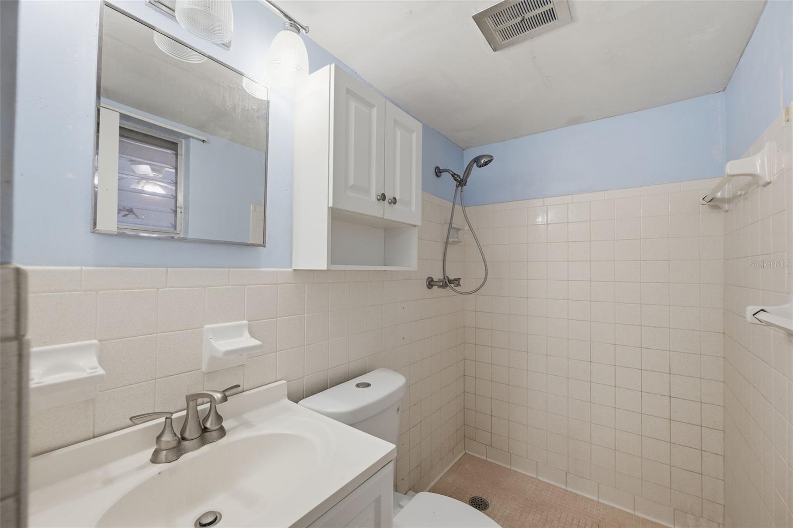 2434 Australia Way E #10 Property Photo 10