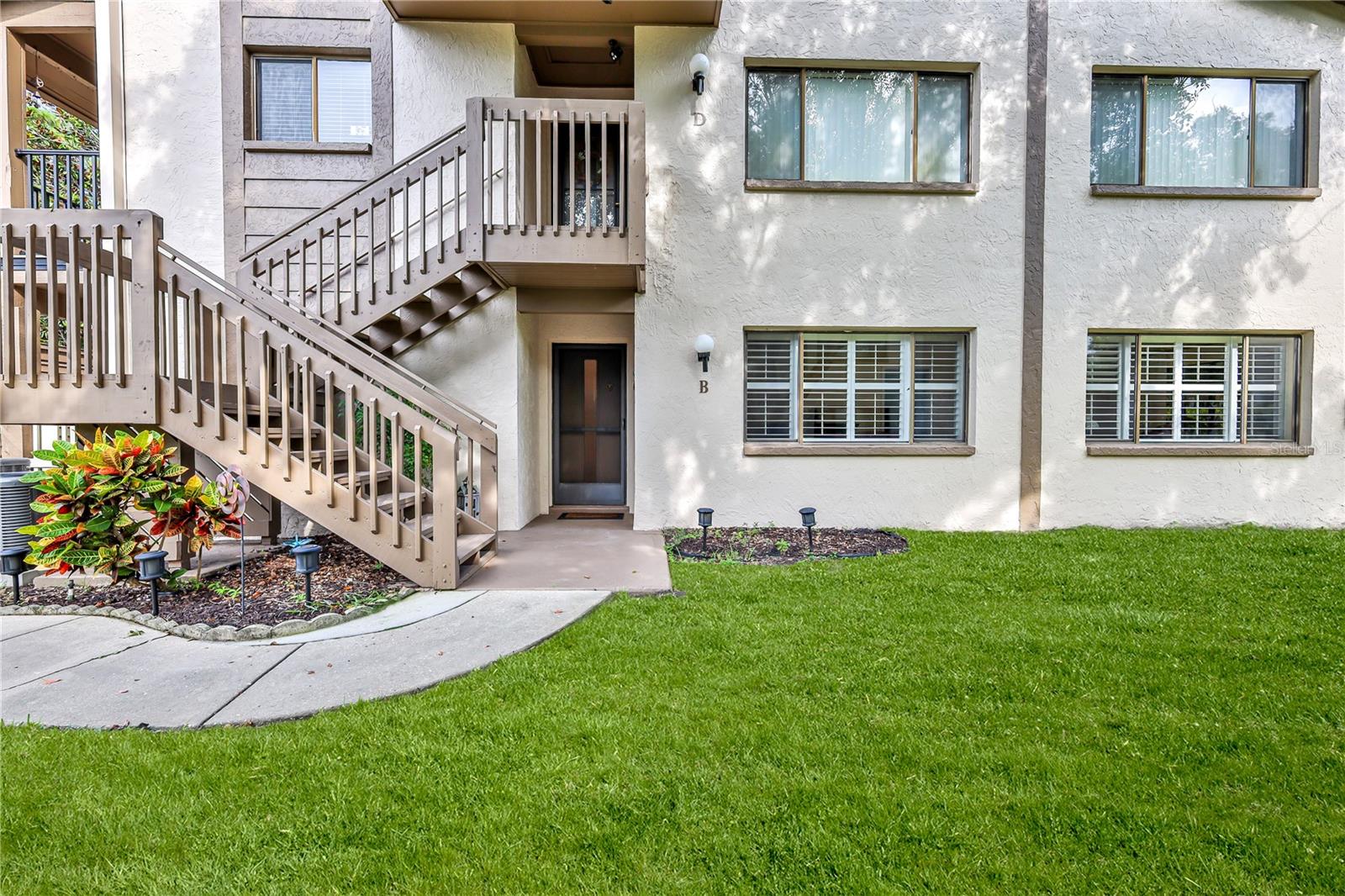 12906 Fairway Dr #b Property Photo 1