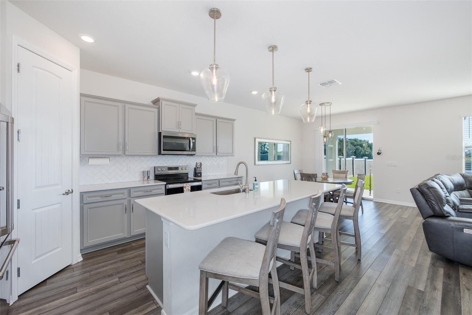 9224 Rally Spring Loop Property Photo 14