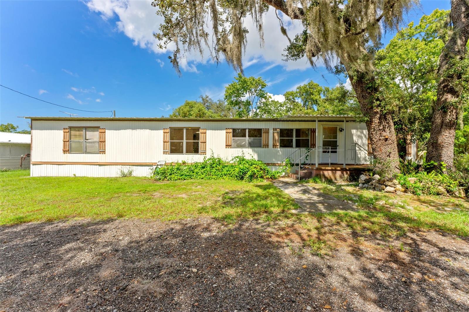 9617 Ed St Property Photo 1