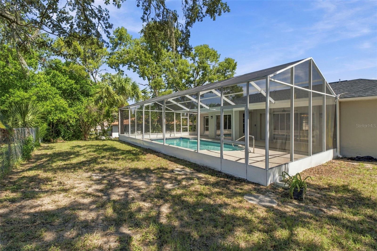 W7889769 Property Photo 26
