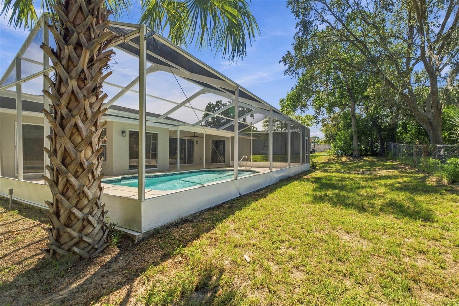 W7889769 Property Photo 27