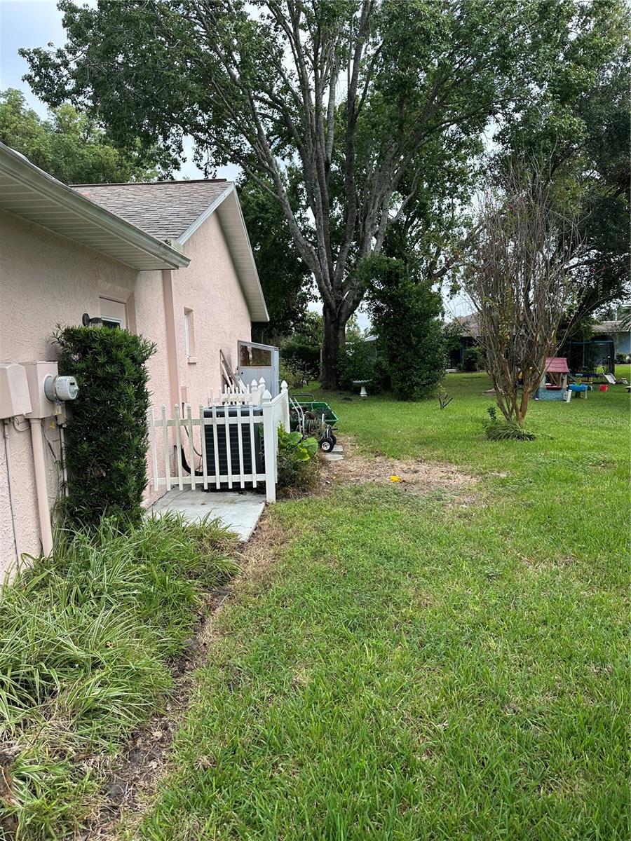 4399 Puritan Ln Property Photo 16