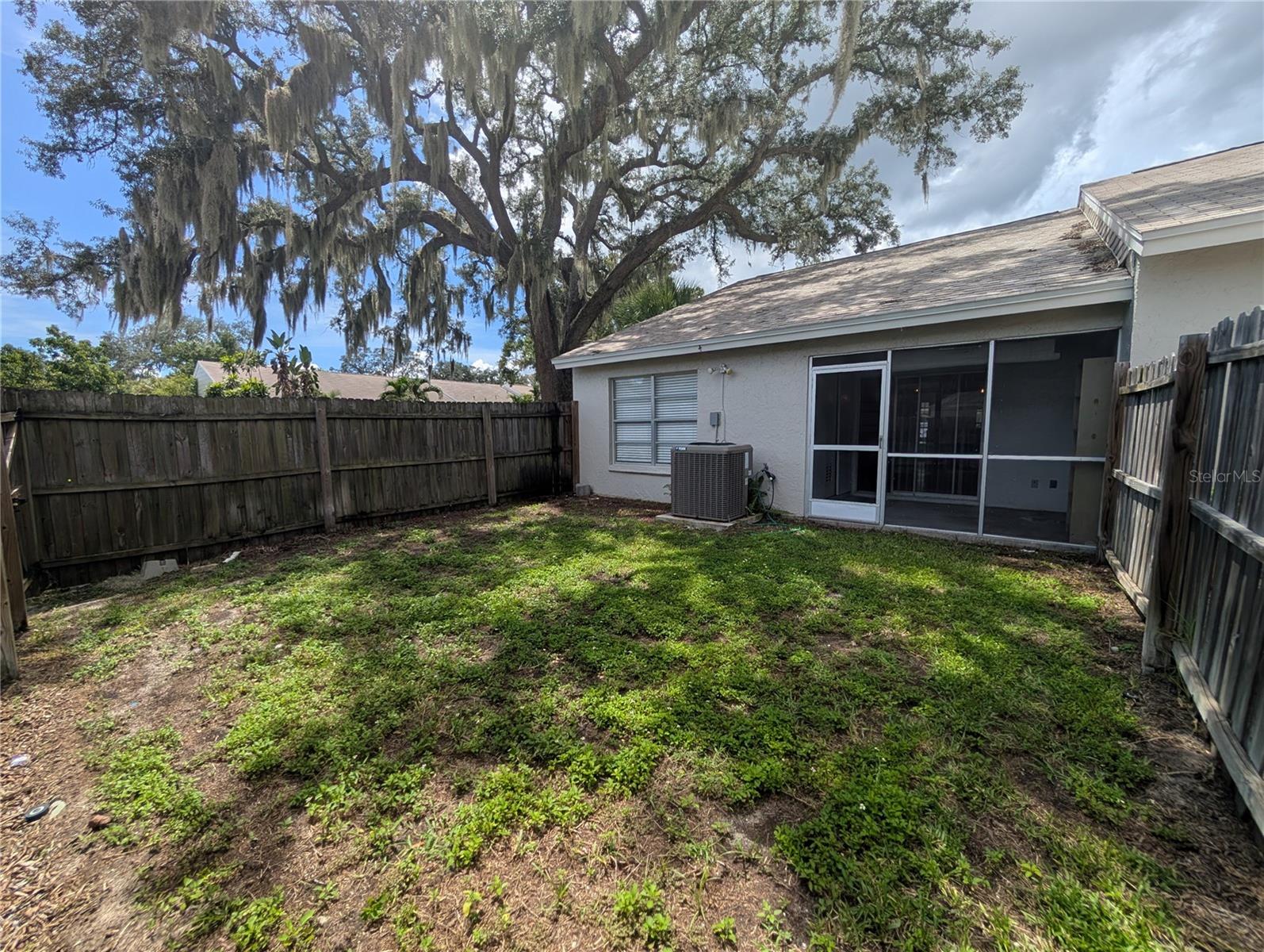 1130 Dover Ct Property Photo 15