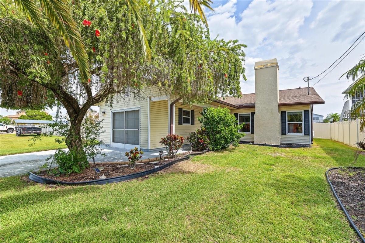 4140 Des Prez Ct Property Photo 2