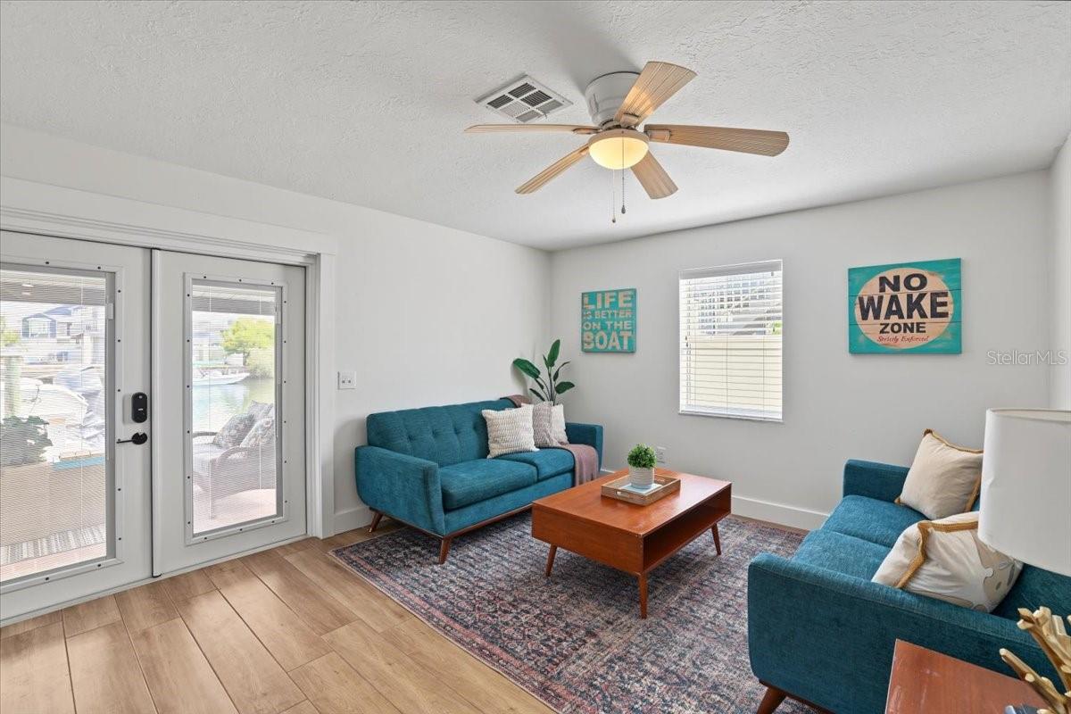 4140 Des Prez Ct Property Photo 19