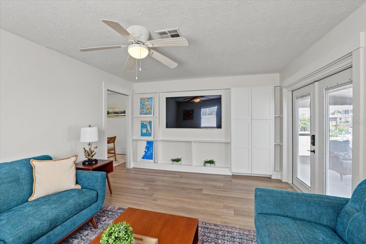 4140 Des Prez Ct Property Photo 20