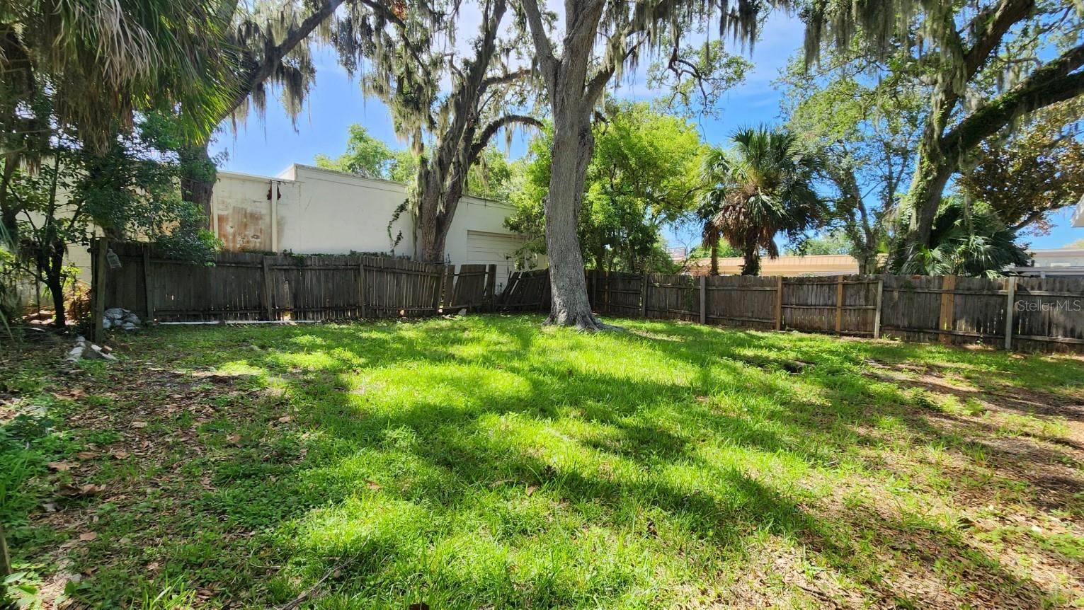 7919 Grand Blvd Property Photo 3