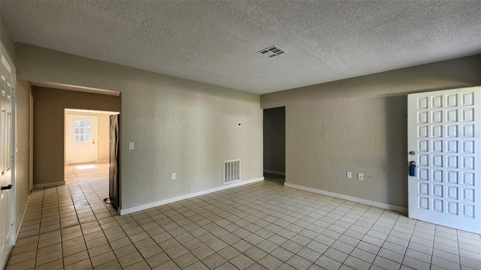 7919 Grand Blvd Property Photo 4
