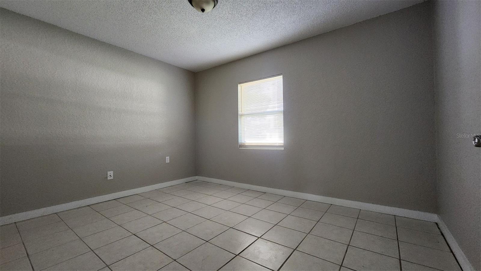 7919 Grand Blvd Property Photo 8