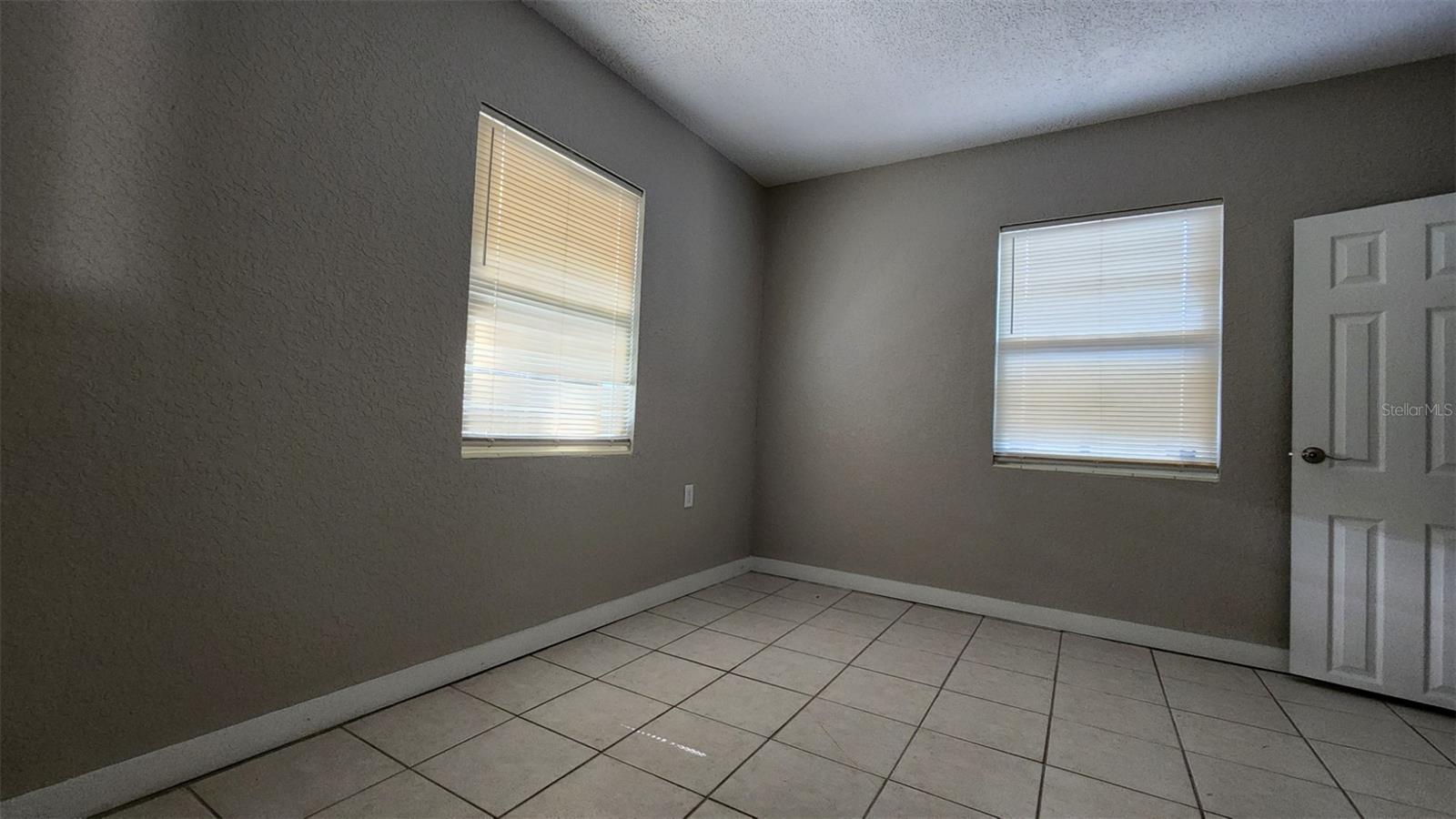 7919 Grand Blvd Property Photo 10