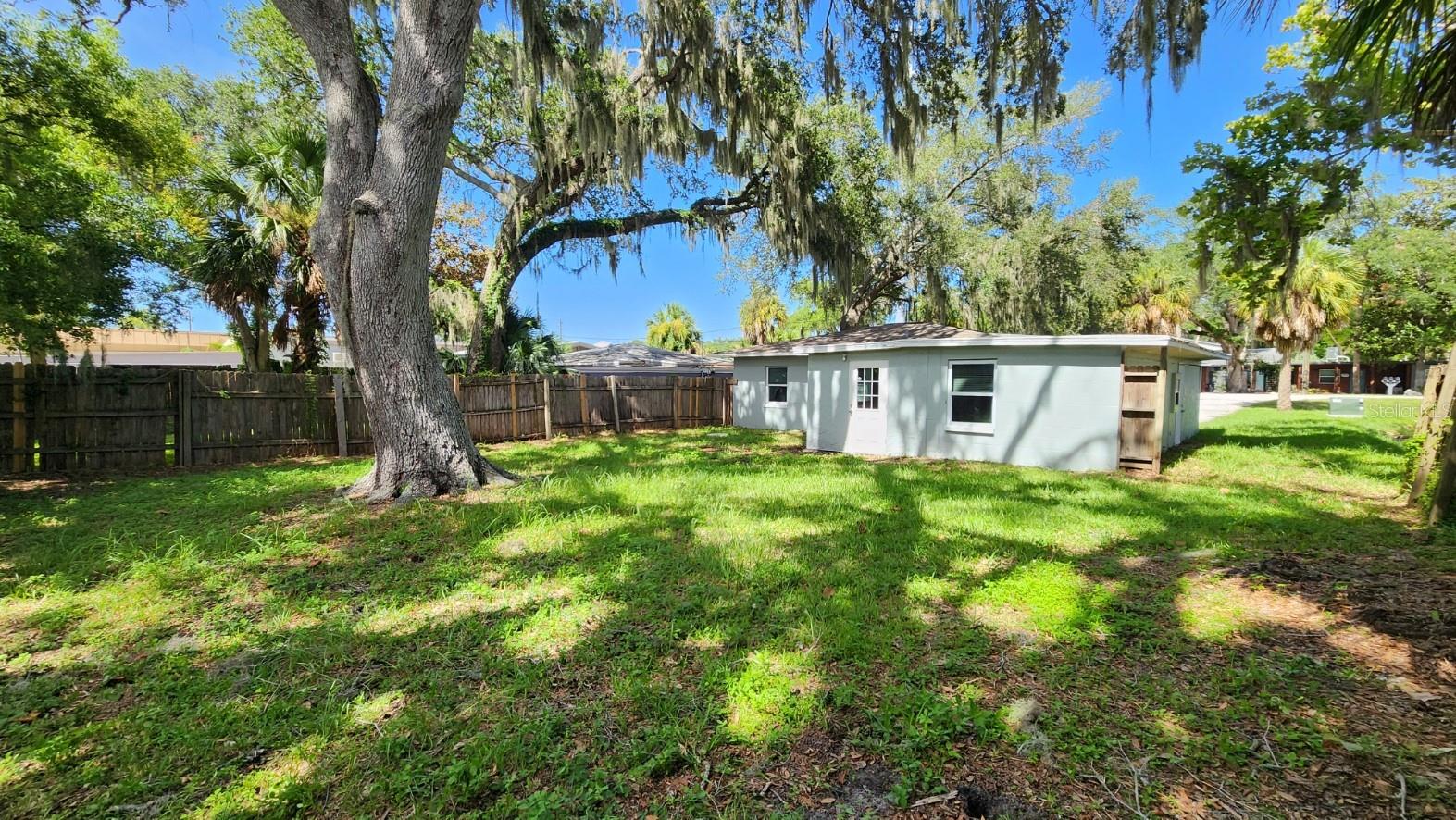7919 Grand Blvd Property Photo 32