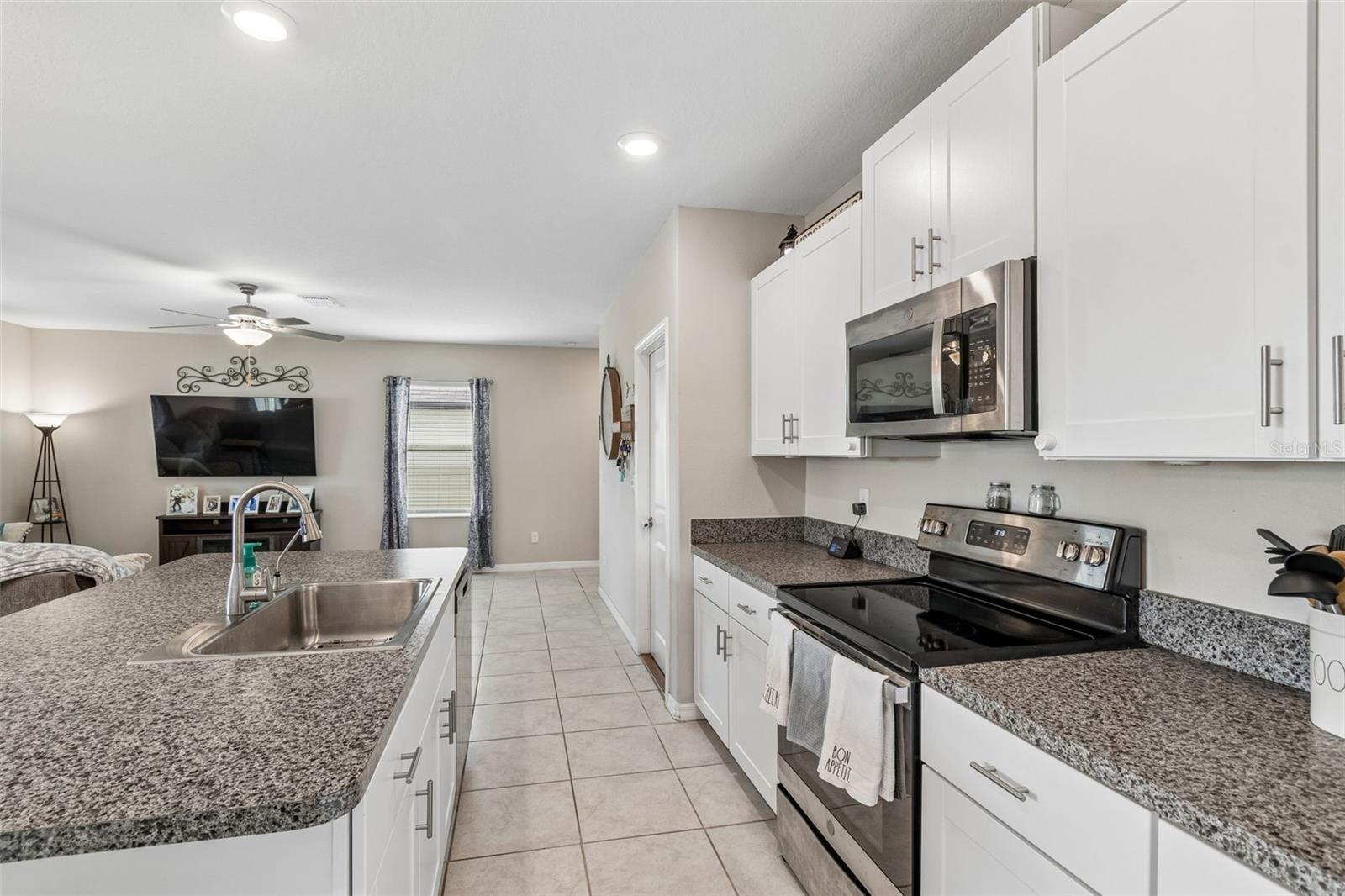 6108 Spring Crayfish Ave Property Photo 12