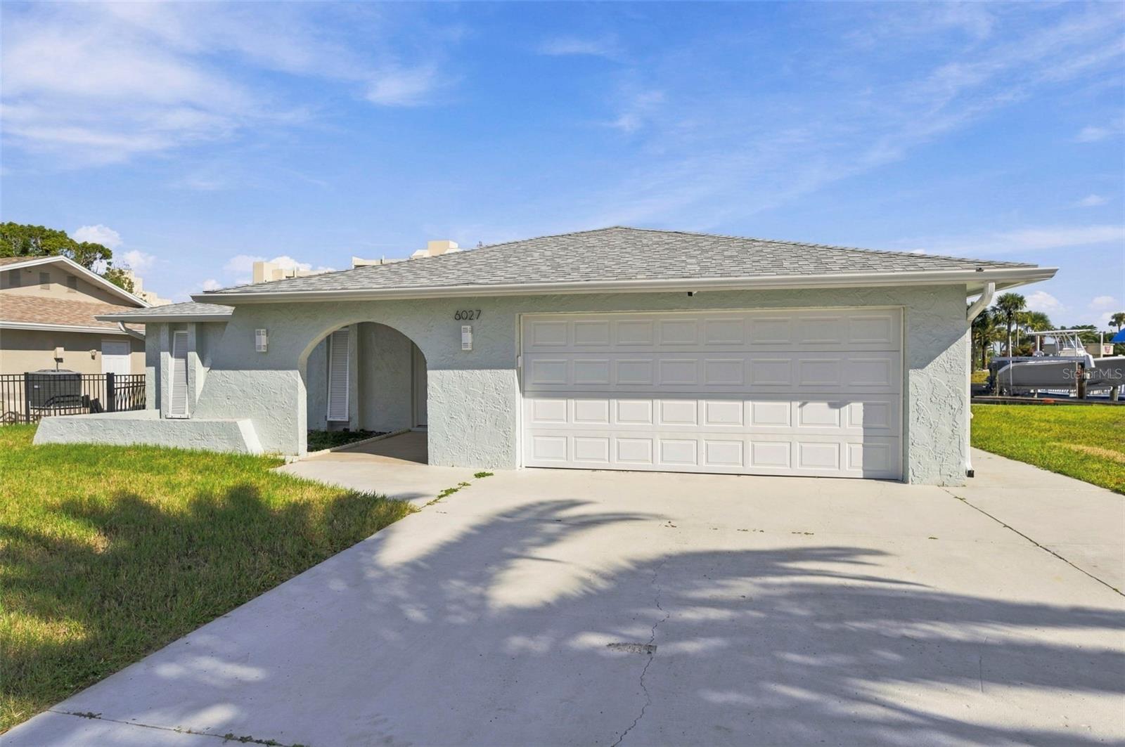 6027 BEVERLY DR Property Photo 1