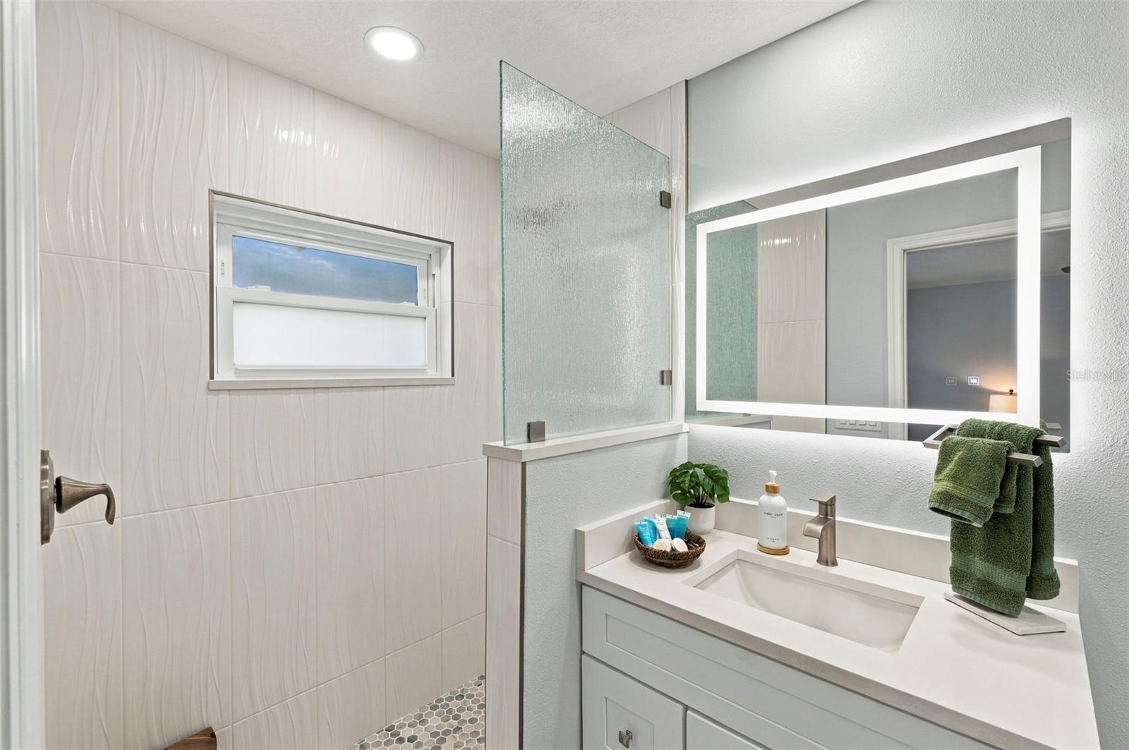 6027 Beverly Dr Property Photo 23