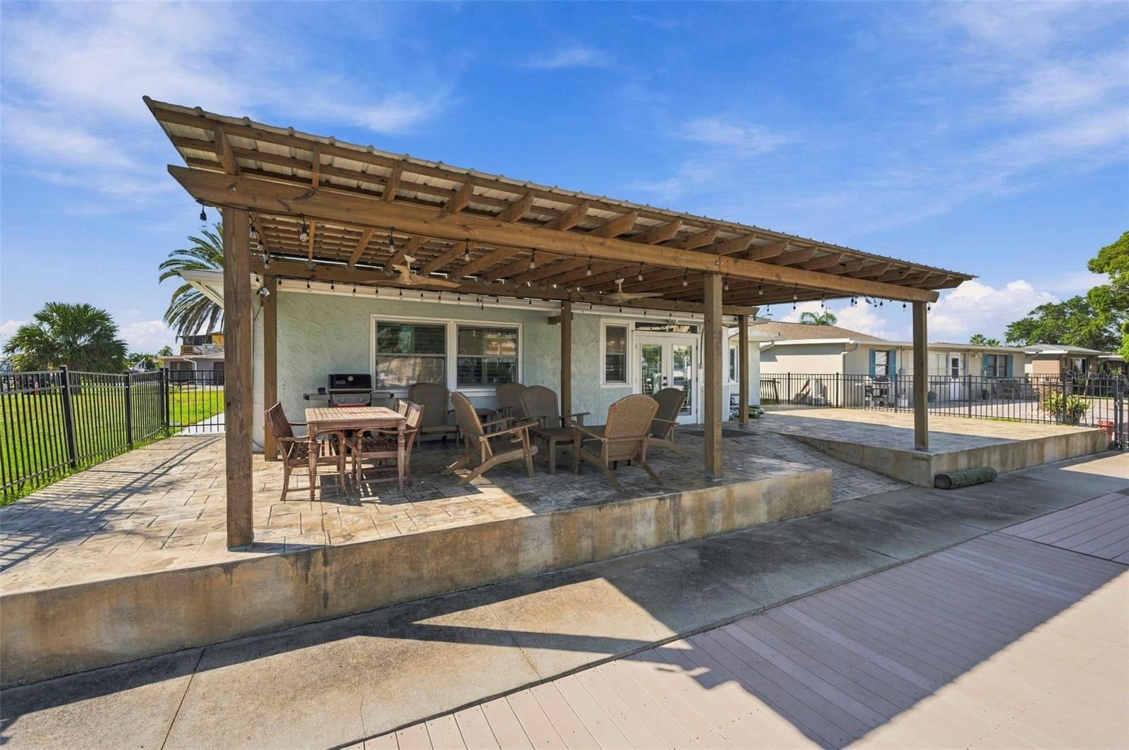 6027 Beverly Dr Property Photo 42