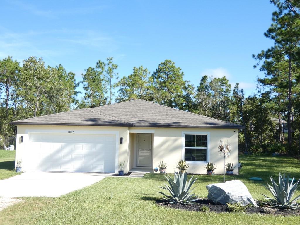11397 LATCHWOOD AVE Property Photo 1