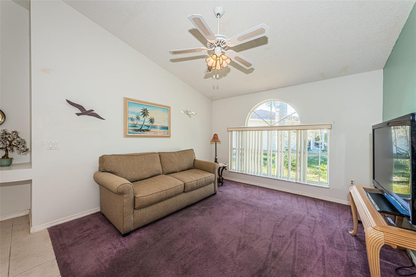 812 High Point Ct Property Photo 7