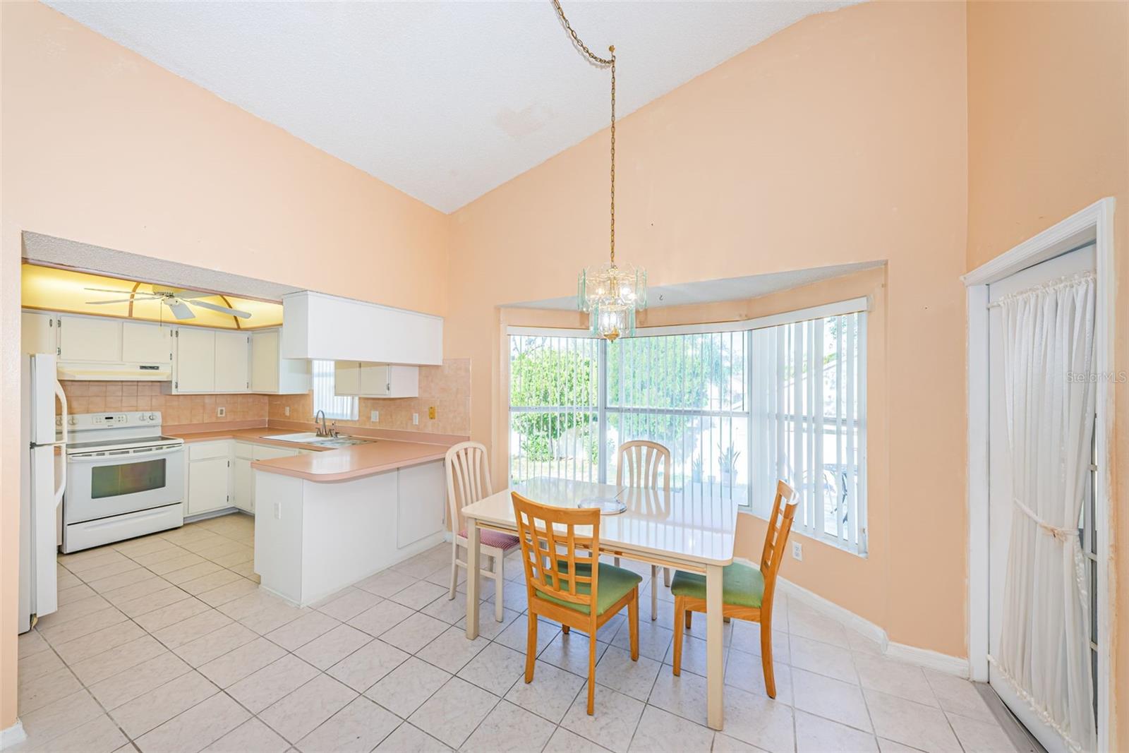 812 High Point Ct Property Photo 12