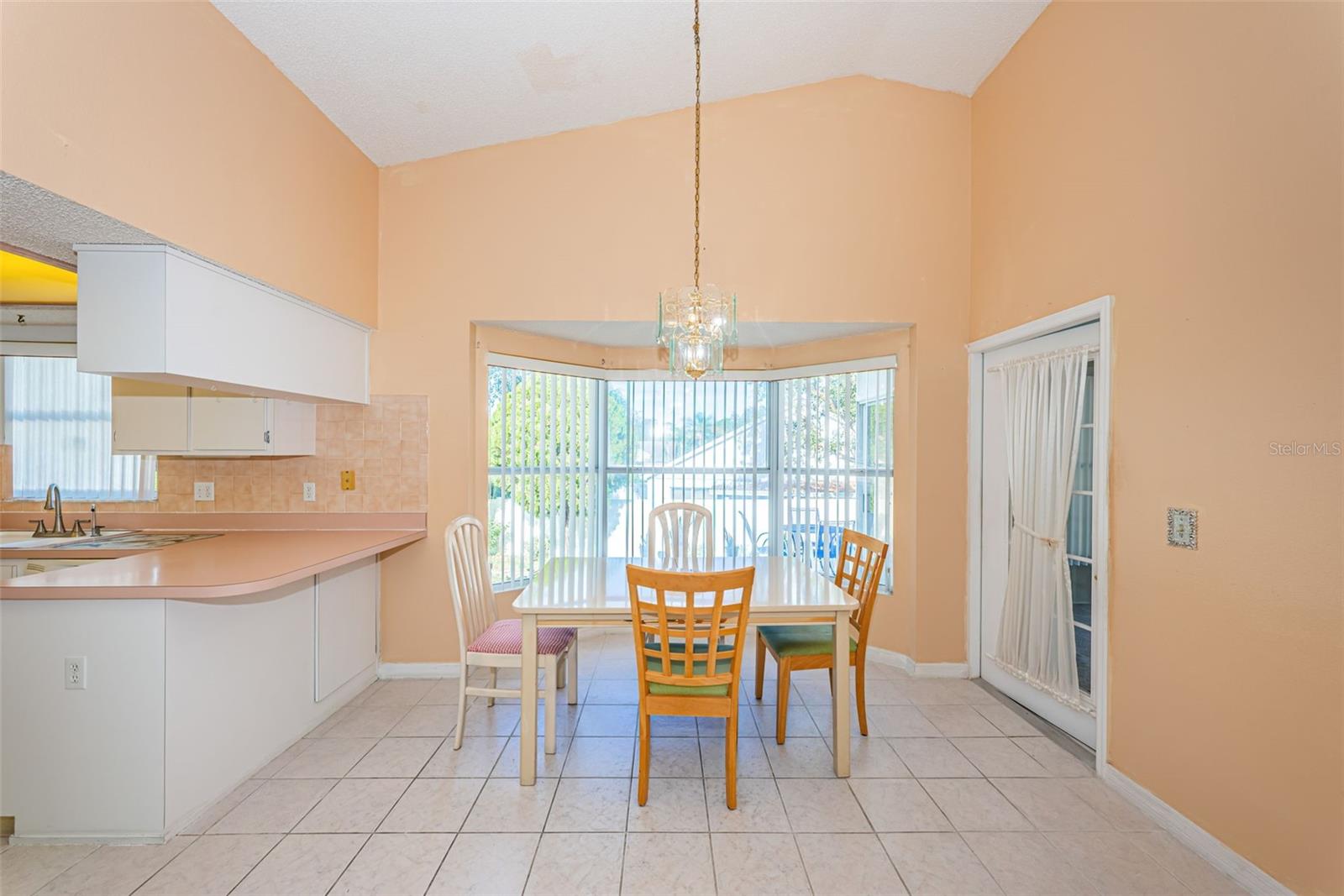 812 High Point Ct Property Photo 19