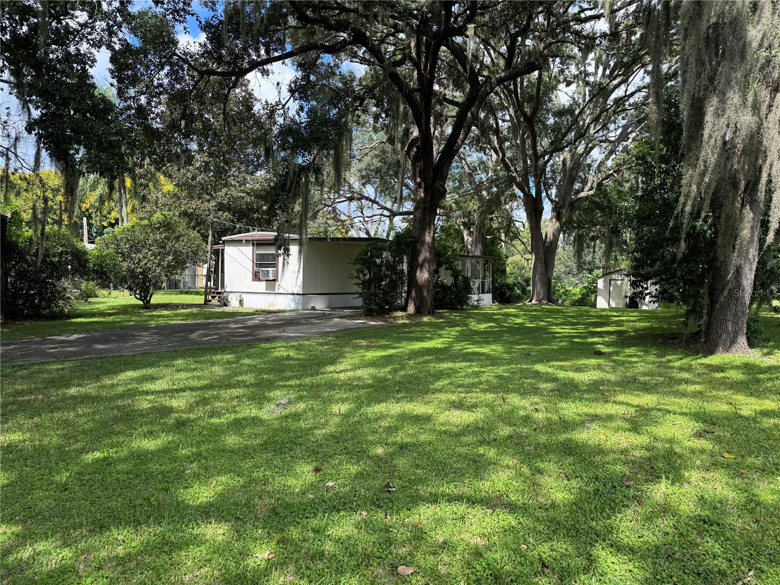 9613 Andy Dr Property Photo 2