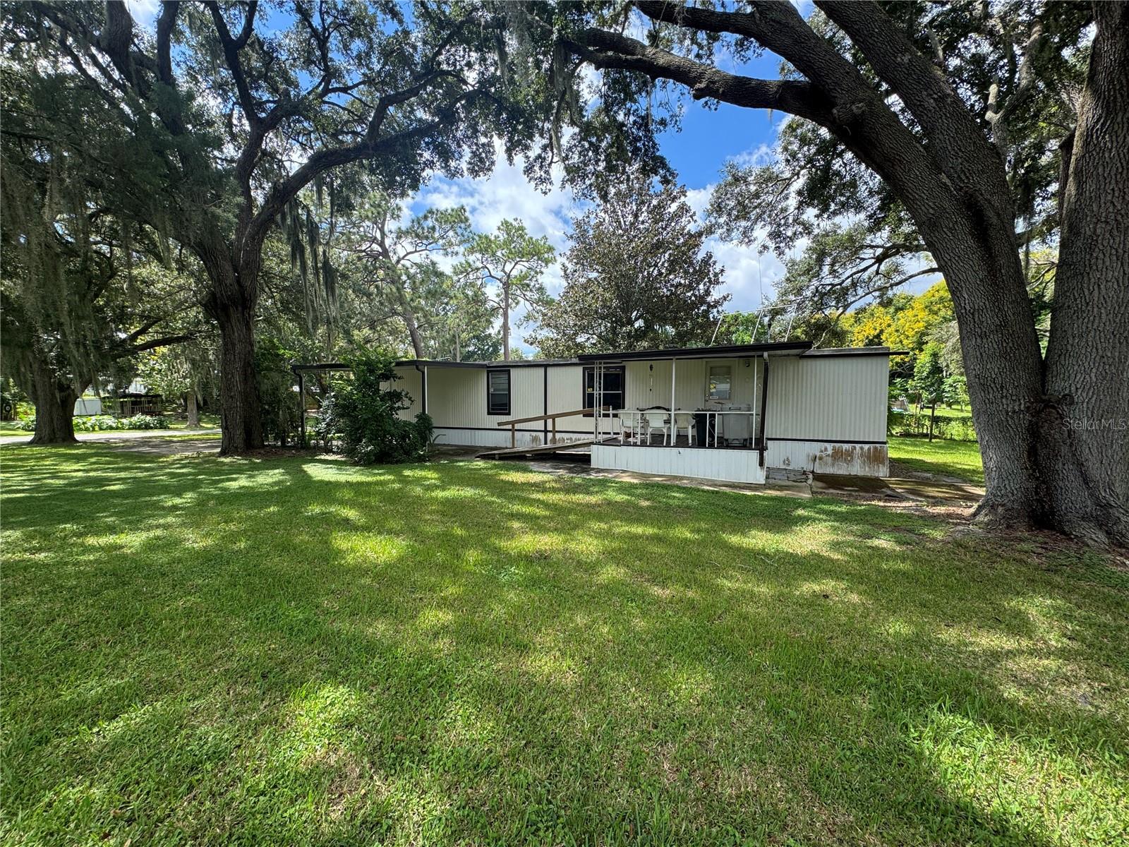 9613 Andy Dr Property Photo 7