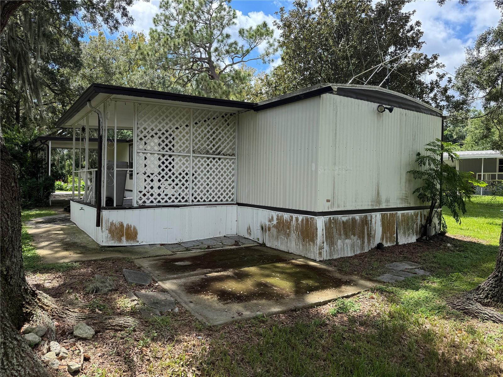 9613 Andy Dr Property Photo 9