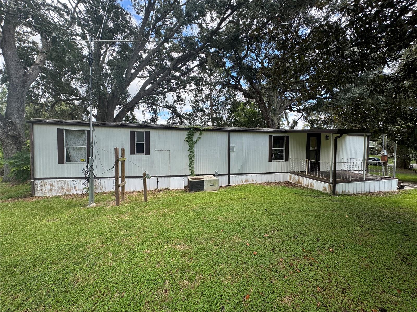 9613 Andy Dr Property Photo 14