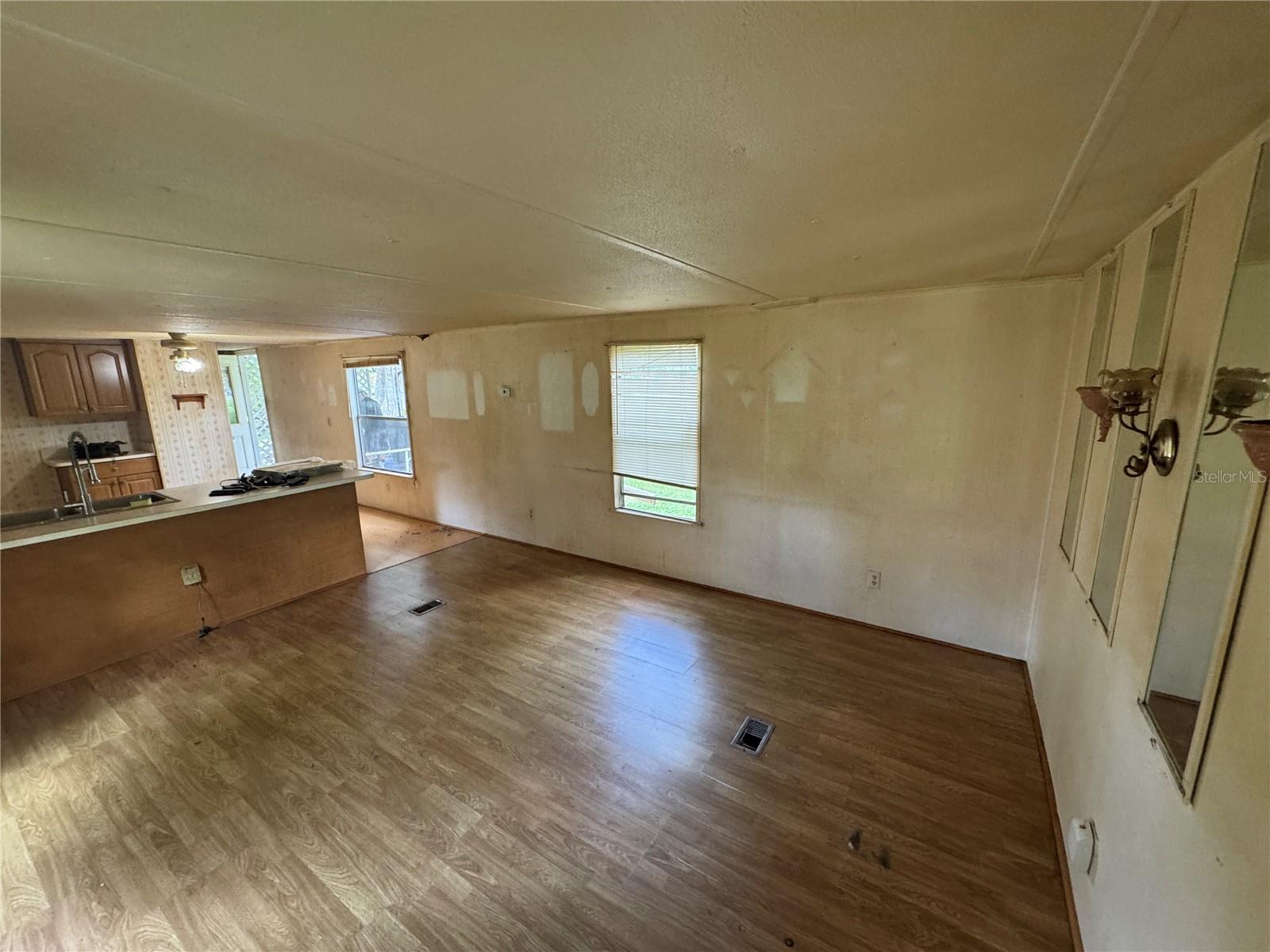 9613 Andy Dr Property Photo 17