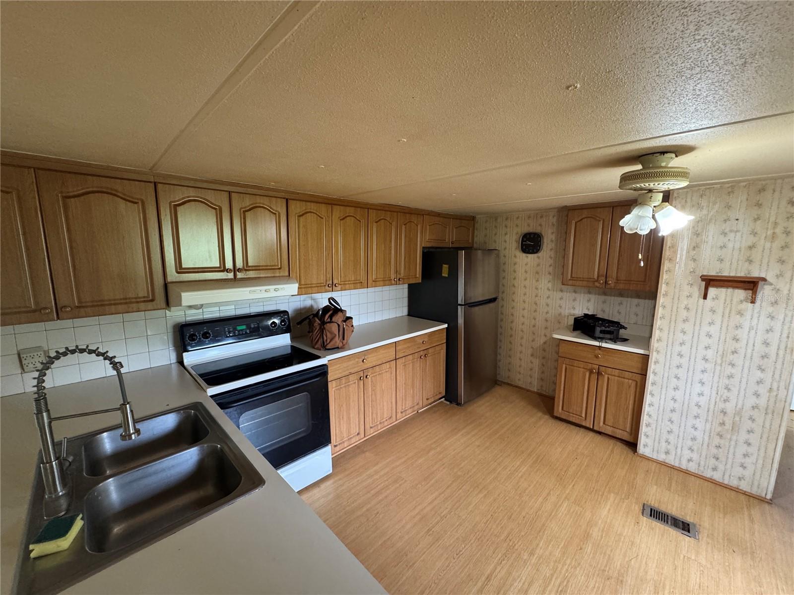 9613 Andy Dr Property Photo 20