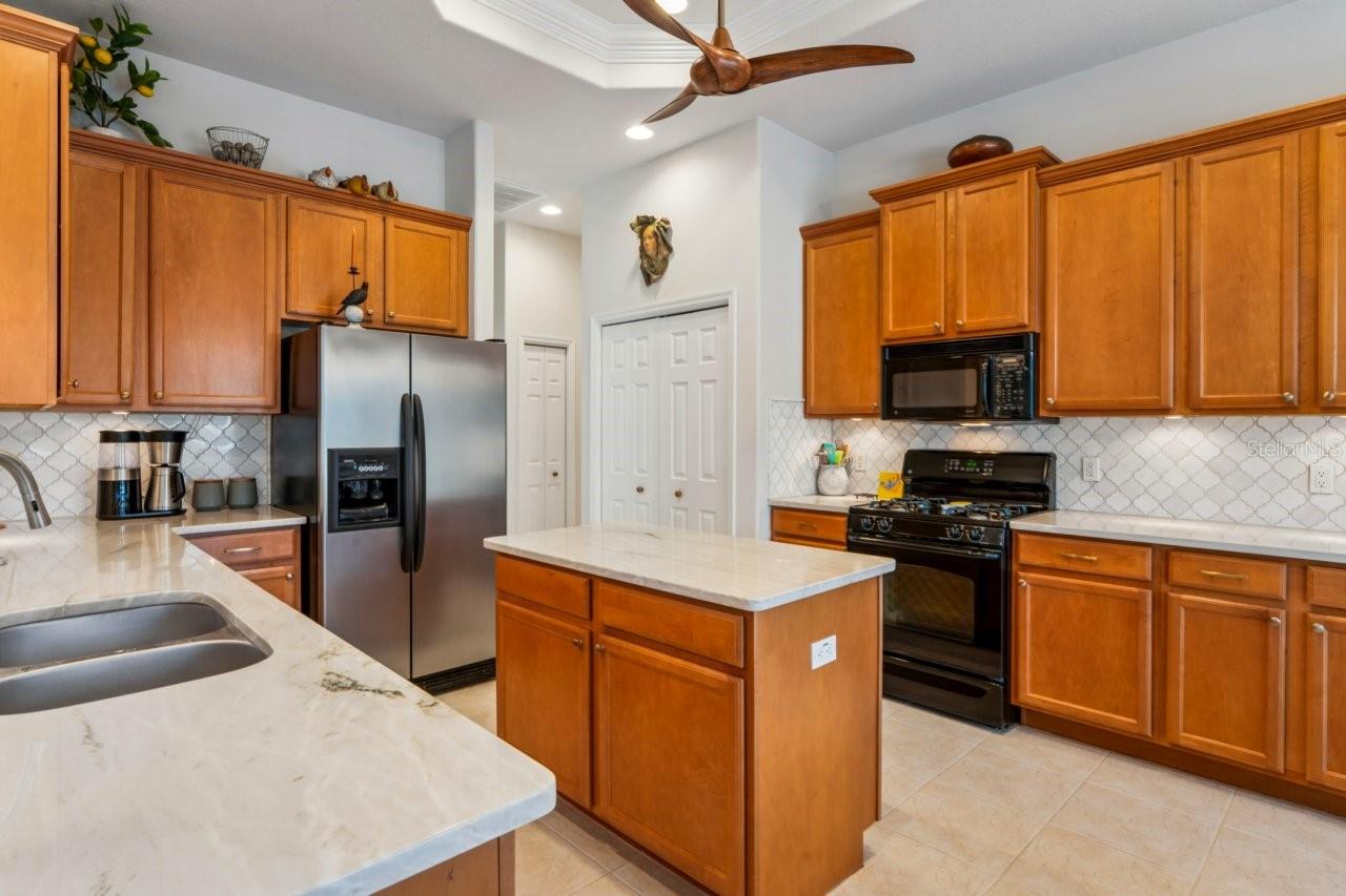 W7889820 Property Photo 13