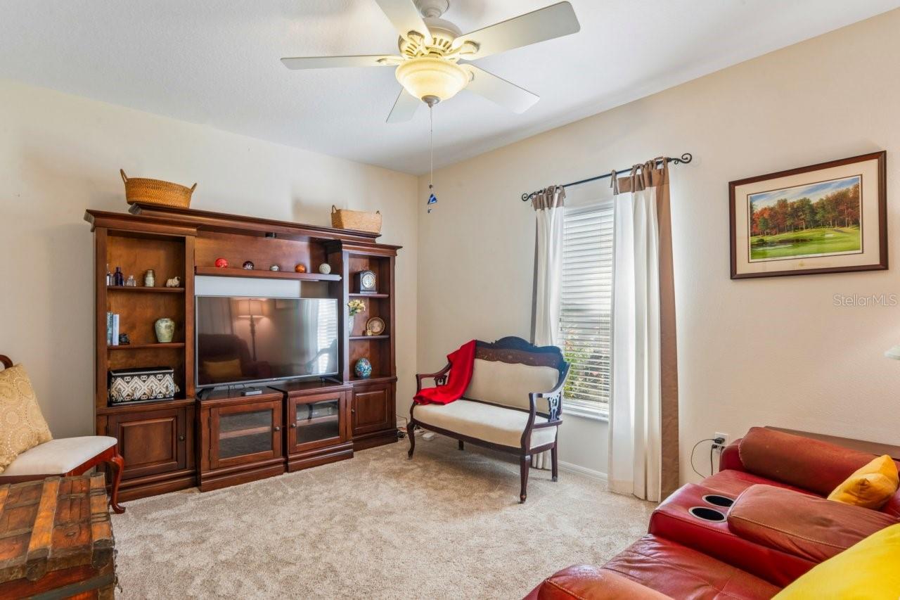 W7889820 Property Photo 45