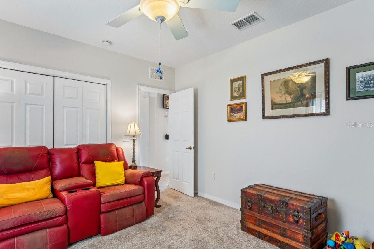 W7889820 Property Photo 47