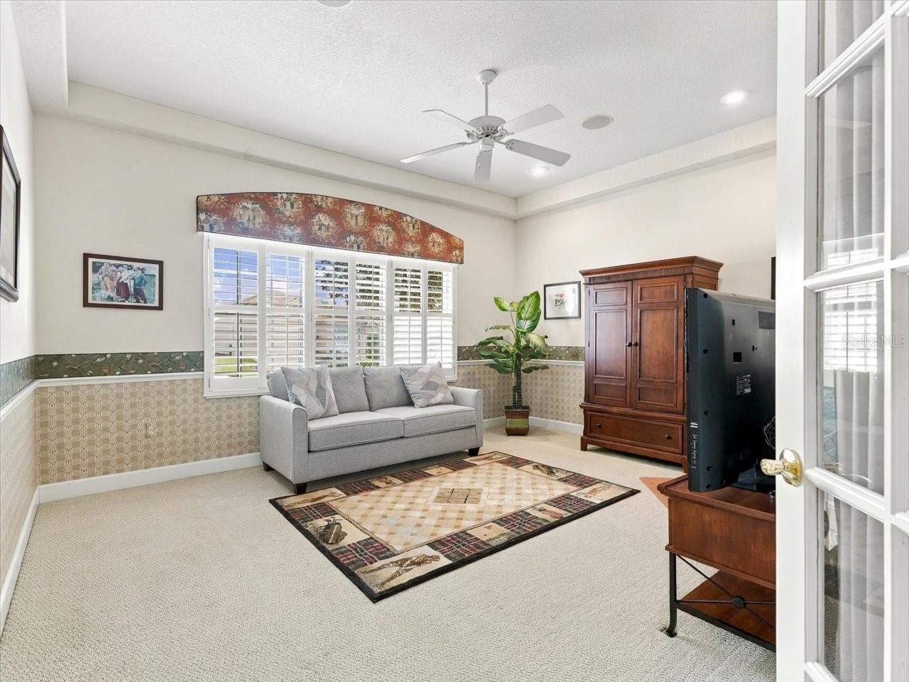 9233 Penelope Dr Property Photo 36