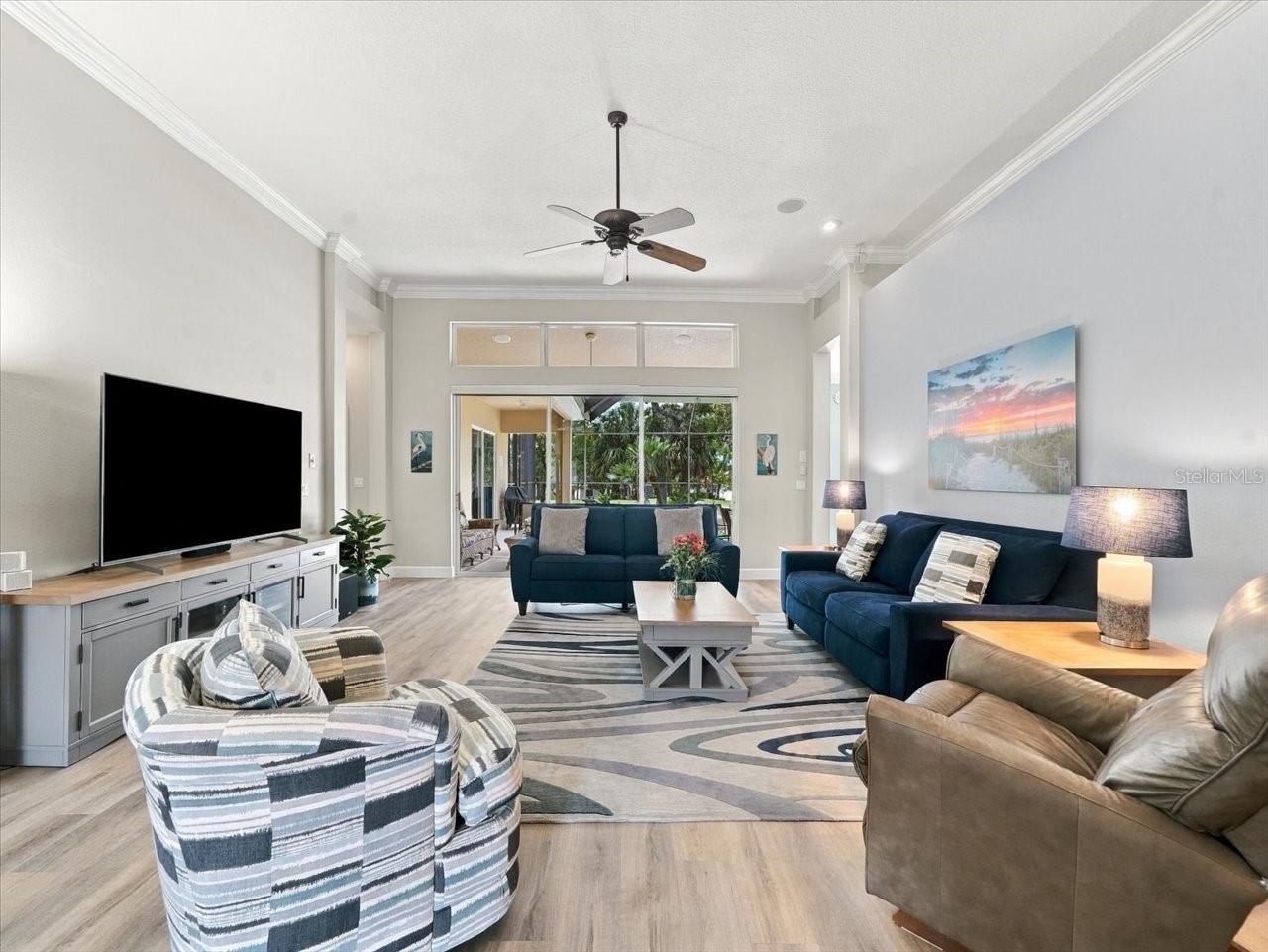 9233 Penelope Dr Property Photo 42