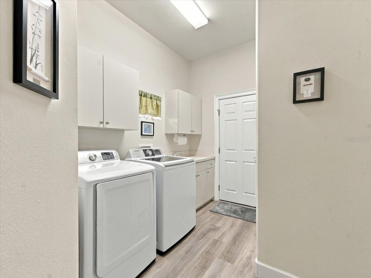 9233 Penelope Dr Property Photo 60