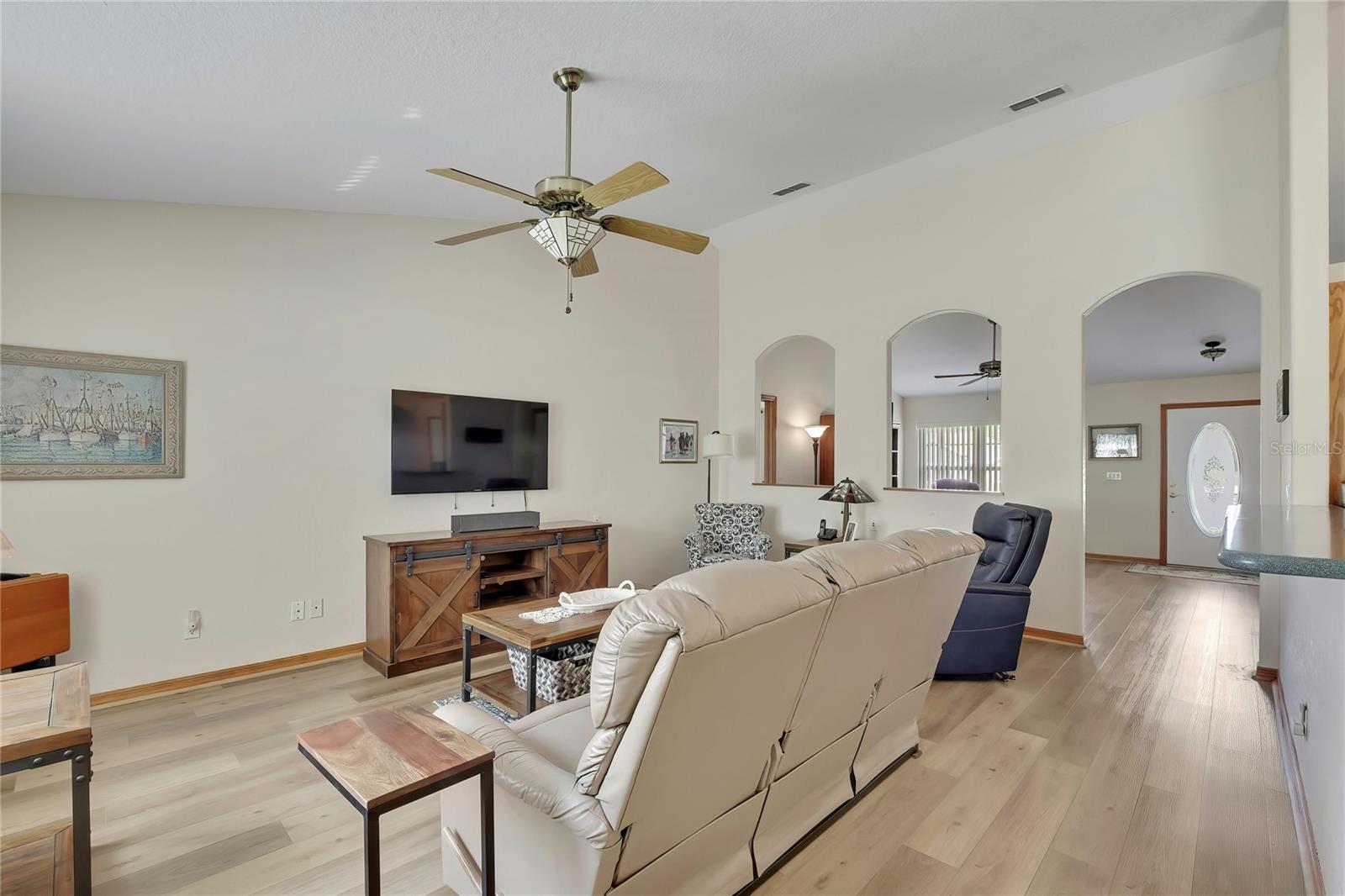 4583 Gondolier Rd Property Photo 12