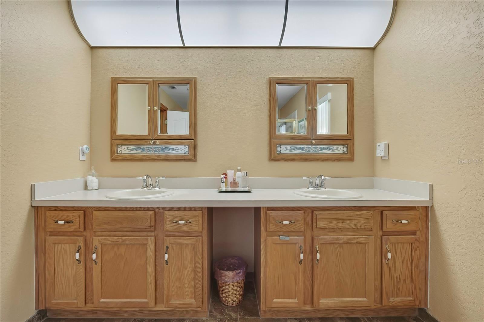 4583 Gondolier Rd Property Photo 27