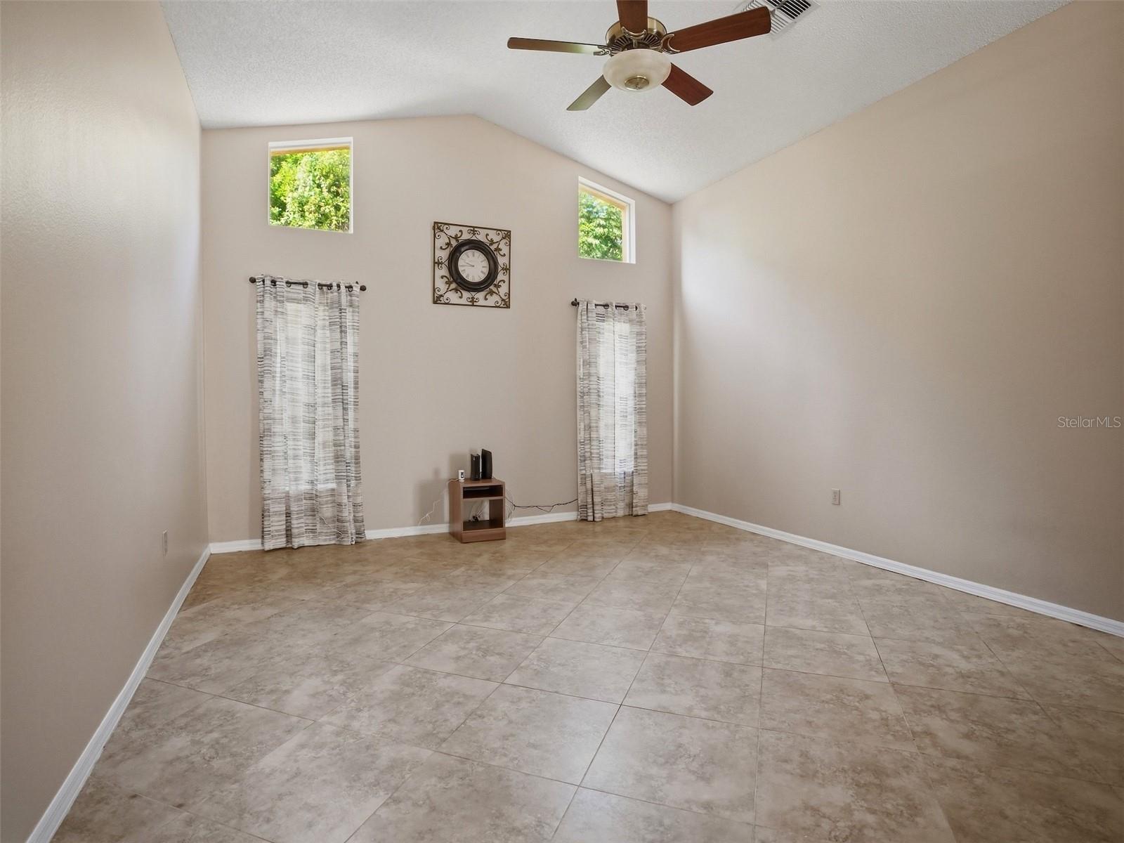 8209 Alhambra Ct Property Photo 7