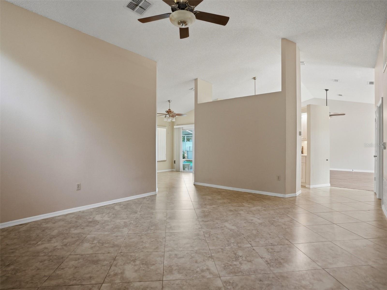 8209 Alhambra Ct Property Photo 9
